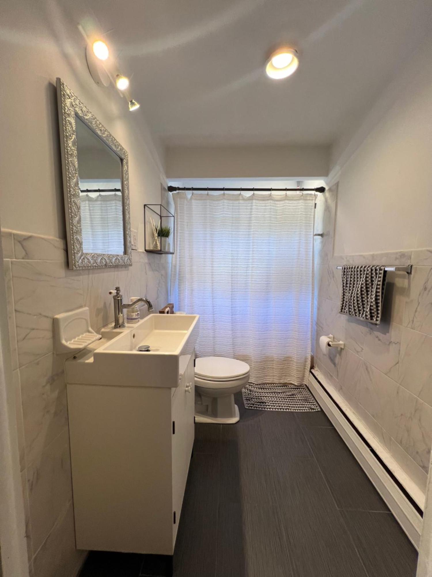 Peaceful 1Br Easy Commute, Urban Suburban Mix Feel In Boston 아파트 외부 사진