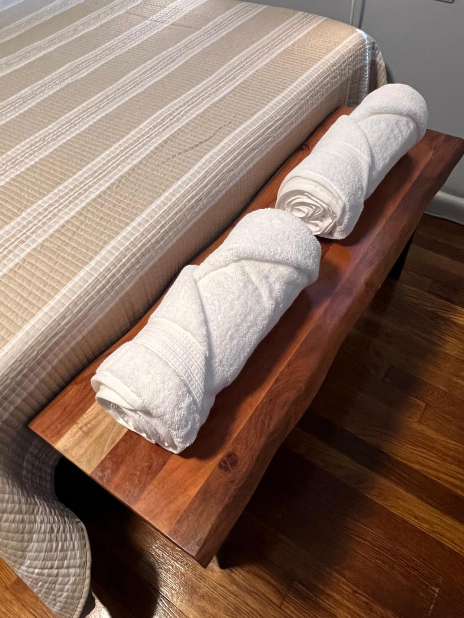 Peaceful 1Br Easy Commute, Urban Suburban Mix Feel In Boston 아파트 외부 사진
